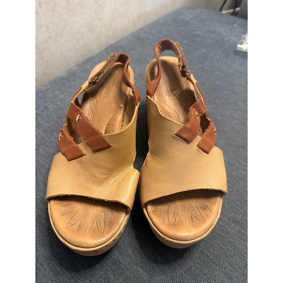 Born Shoes - Born Womens Tan Leather Wedge Sandals Slingback Platform Shoes D62402 Size 8.5